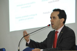 Imagem: O secretário executivo da CGU, Carlos Higino Ribeiro de Alencar, também participou do seminário (Foto: Arlindo Barreto)