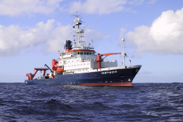 Imagem: Chega de Cabo Verde a Fortaleza, na sexta-feira (28), o navio de pesquisa alemão Meteor