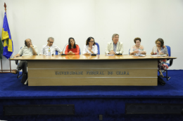 Imagem: O presidente da Comissão Universitária da Verdade, Prof. César Barreira, narrou fatos coletados em depoimentos (Foto: Ribamar Neto)