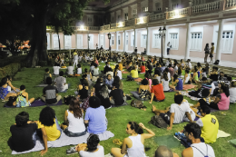 Imagem: A meditação nos jardins da Reitoria é aberta ao público (Foto: Ribamar Neto)