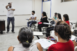 Imagem: O curso é ofertado, prioritariamente, para pessoas com surdez (Foto: Guilherme Braga)
