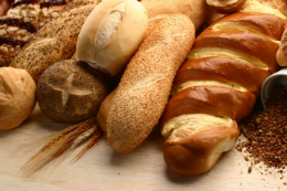Foto de pães de vários tipos