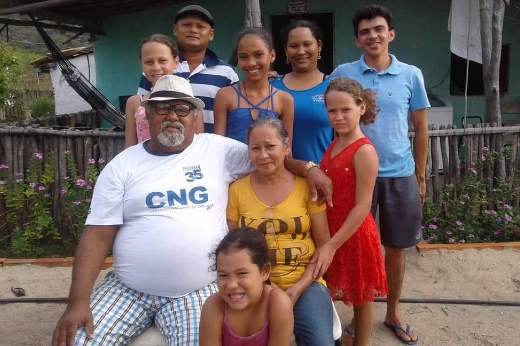 Imagem: Santos e família