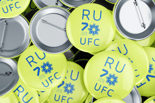 Imagem: Exemplo de aplicação do selo comemorativo do RU, que poderá ser utilizado em diferentes materiais promocionais
